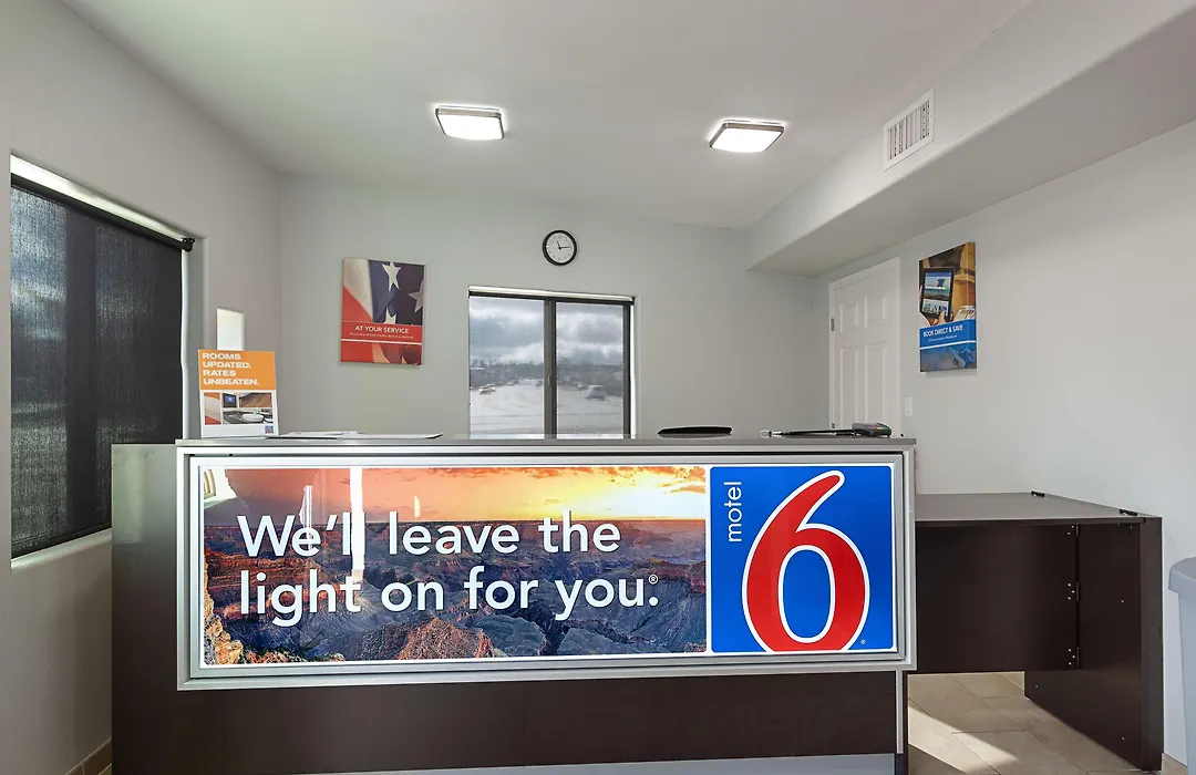 Motel 6-Show Low, Az-1